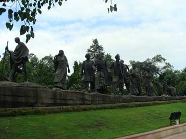 Gyarah-Murti-statue